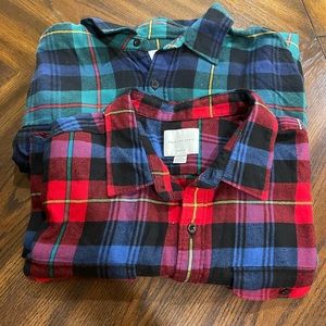 American Eagle Plaid Long Sleeve Shirts